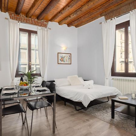 Casa Cosy Suite Duomo ميلان المظهر الخارجي الصورة