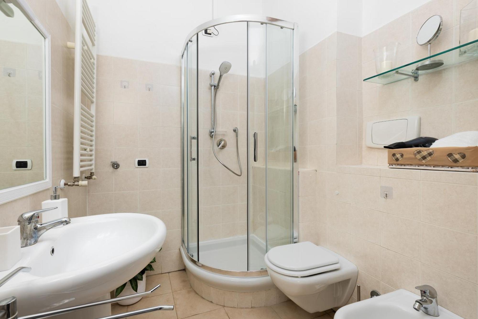 Casa Cosy Suite Duomo ميلان المظهر الخارجي الصورة